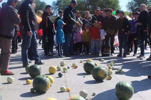 吃瓜比赛游戏视频儿童,儿童吃瓜比赛欢乐多